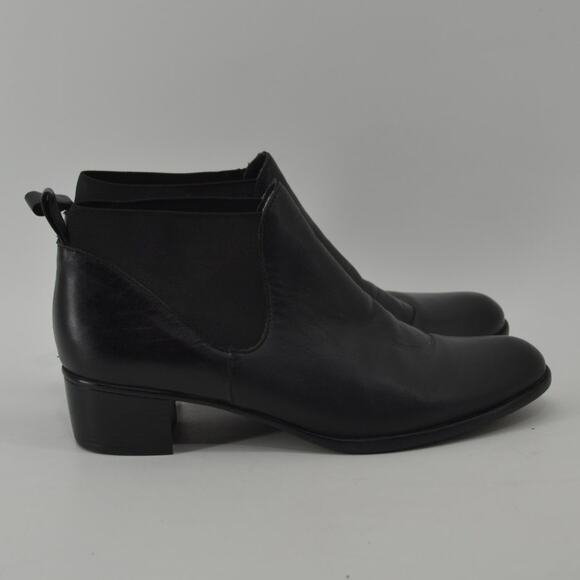 Munro Shari Chelsea Black Ankle Booties Minimalist Size 9 N - Picture 3 of 13
